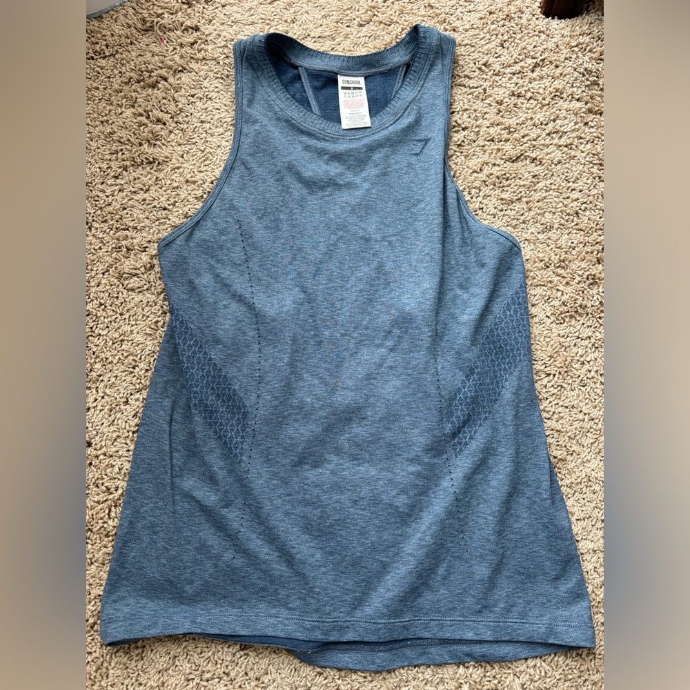 GYMSHARK size small women’s workout shirt